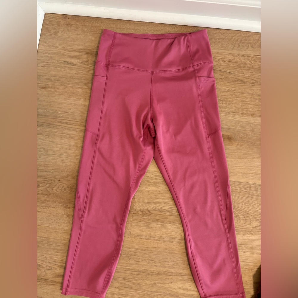Nicole Miller Sport Woman’s High-Waist Cropped Mauve Pink Leggings